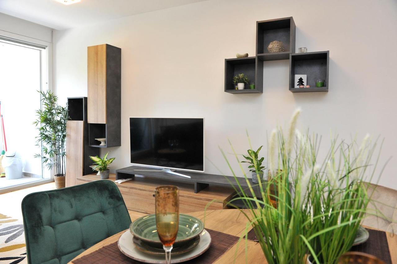 Ferienwohnung Carruba Split Exterior foto